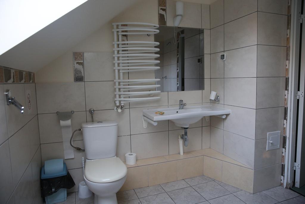 Roskosz Zespol Dworsko Parkowy Bed & Breakfast Biala Podlaska Ngoại thất bức ảnh