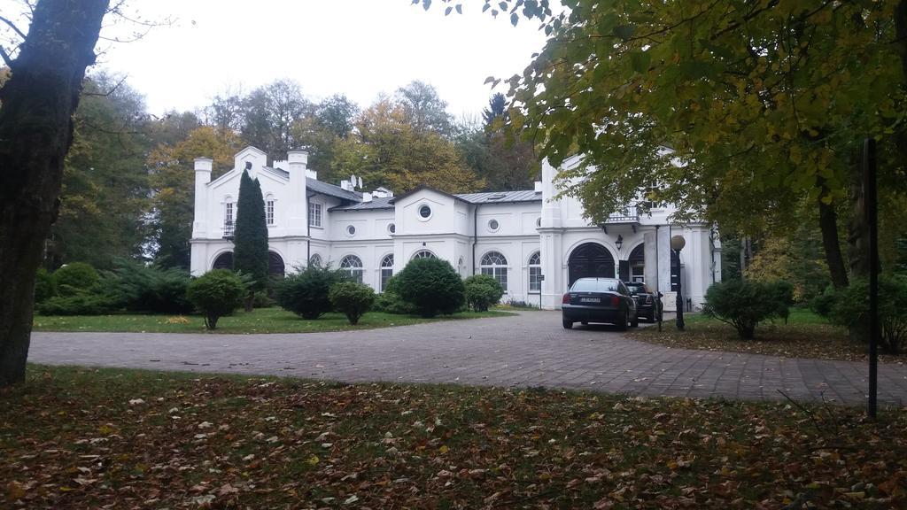 Roskosz Zespol Dworsko Parkowy Bed & Breakfast Biala Podlaska Ngoại thất bức ảnh