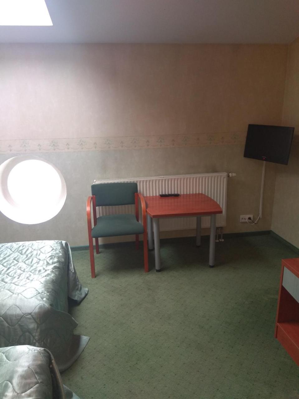 Roskosz Zespol Dworsko Parkowy Bed & Breakfast Biala Podlaska Ngoại thất bức ảnh