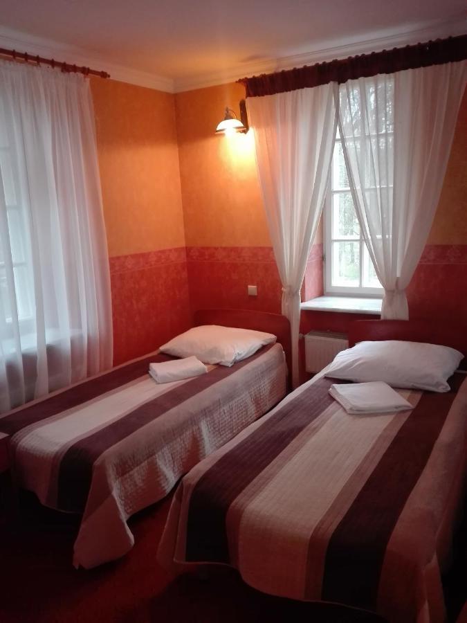 Roskosz Zespol Dworsko Parkowy Bed & Breakfast Biala Podlaska Ngoại thất bức ảnh